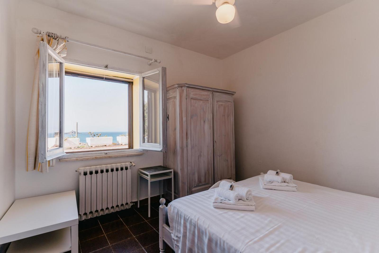 Alabe Hotel Marina Di Tresnuraghes Habitación foto